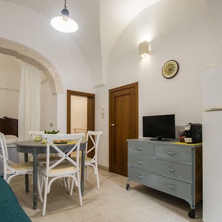 Dimora Zafferano - Guest House Остуни Экстерьер фото